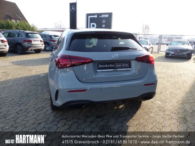 Mercedes-Benz A 200 AMG Line