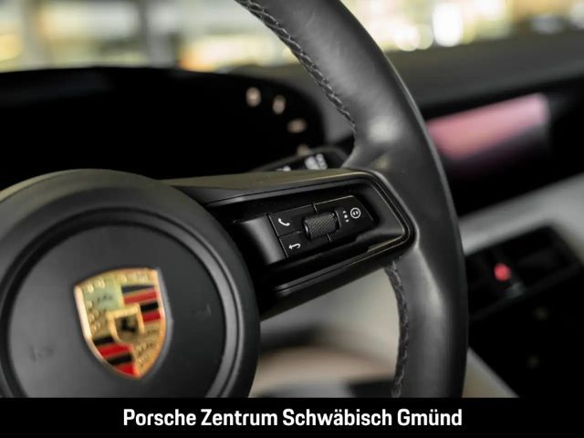 Porsche Taycan Surround-View Luftfederung Panoramadach