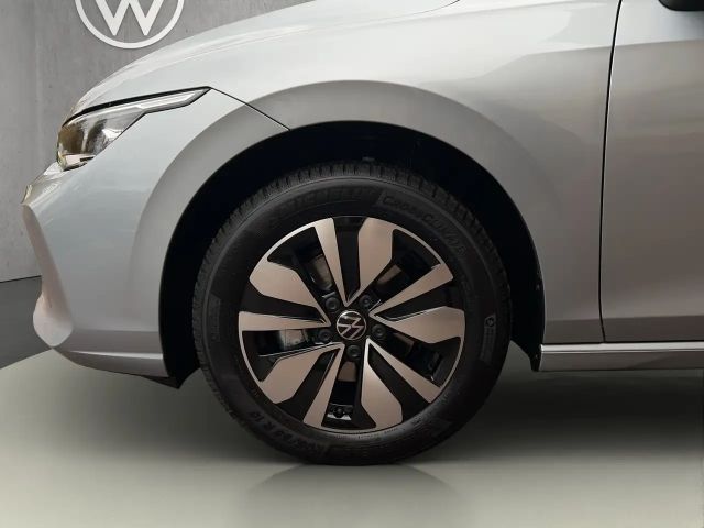 Volkswagen Golf 1.5 eTSI DSG Golf VIII