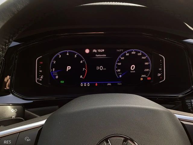 Volkswagen T-Roc 1.5 TSI DSG R-Line