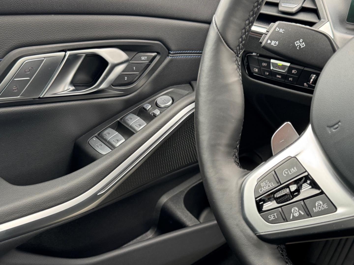 BMW 320 320d M-Sport Sedan xDrive