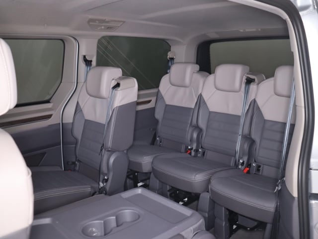 Volkswagen Multivan 2.0 TDI DSG Lang T7