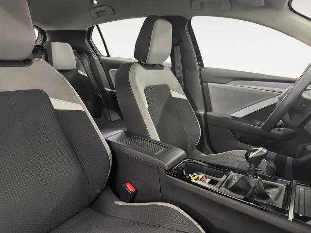 Opel Astra 1.2 Turbo Edition Turbo