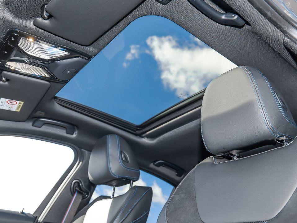 BMW 330 330i Sedan xDrive