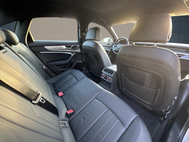 Audi A6 45 TFSI Quattro S-Tronic Sedan