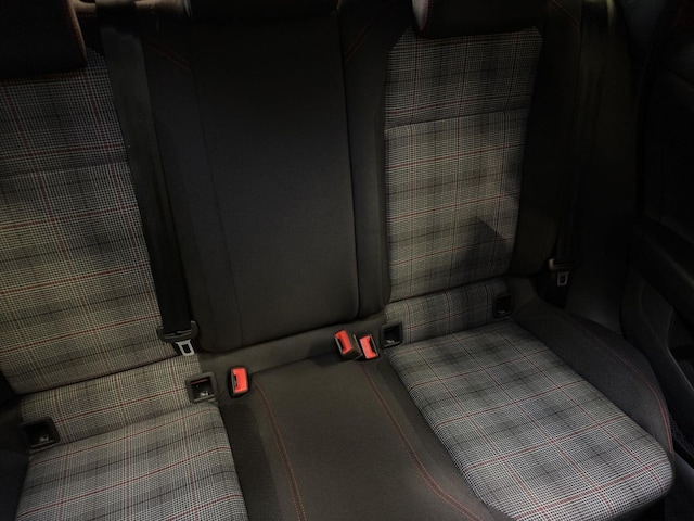 Volkswagen Polo 2.0 TSI DSG GTI