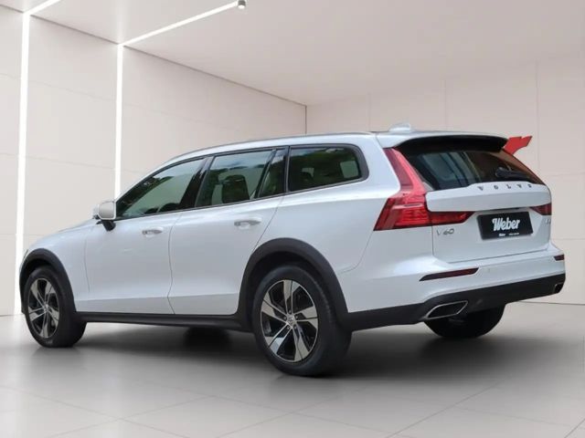 Volvo V60 Cross Country AWD