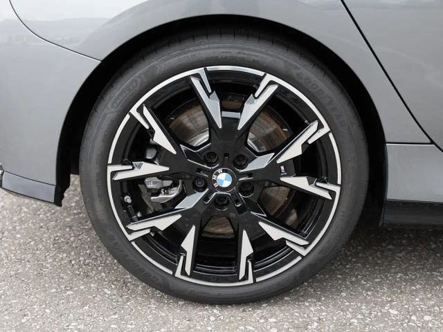 BMW 120 120d M-Sport Sedan