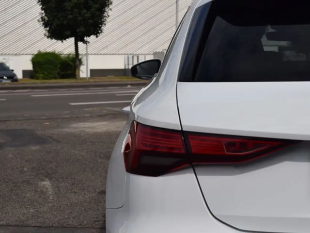 Audi A3 30 TDI Sedan Sportback