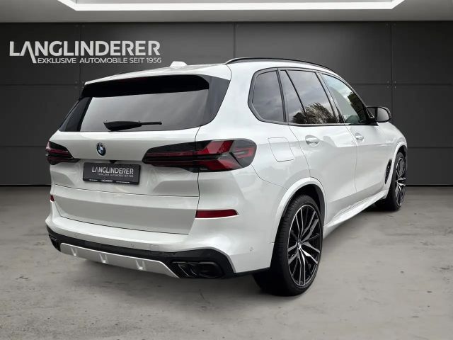 BMW X5 M60i xDrive