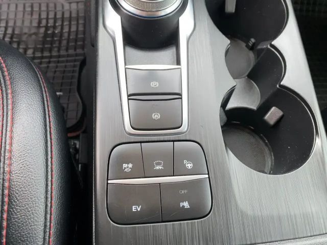 Ford Kuga Plug in Hybrid ST Line X