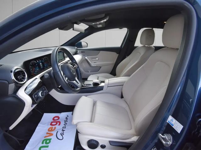 Mercedes-Benz A 220 A 220 d Hatchback Style