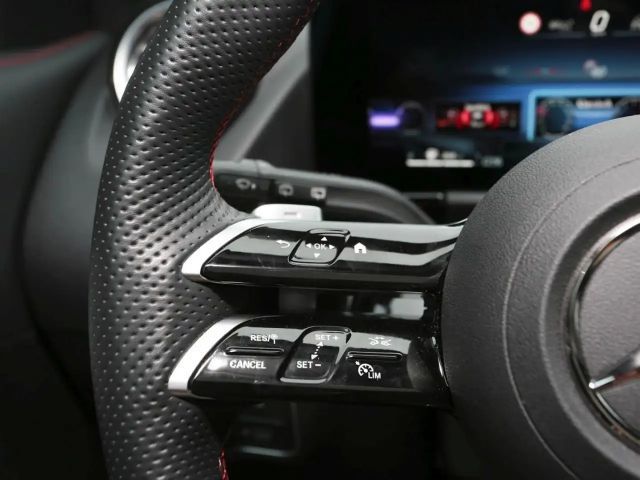 Mercedes-Benz GLA 200 AMG Line