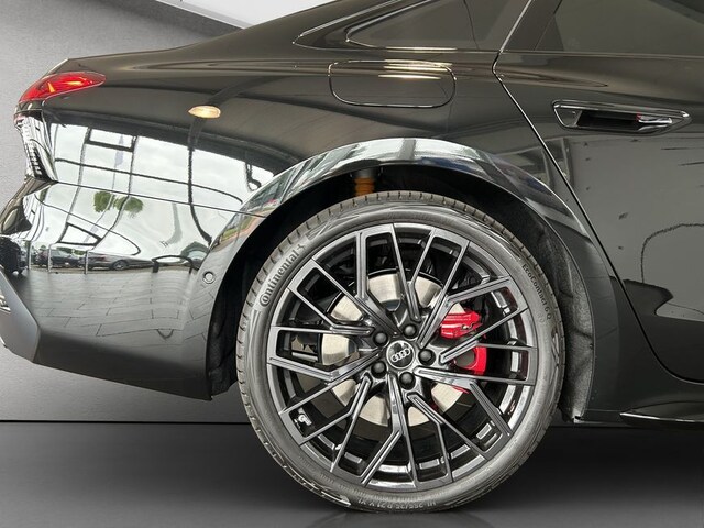 Audi A6 e-tron Quattro