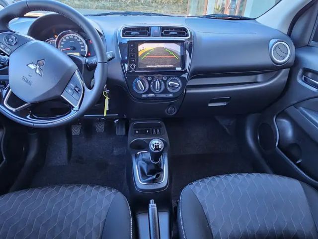 Mitsubishi Space Star Star