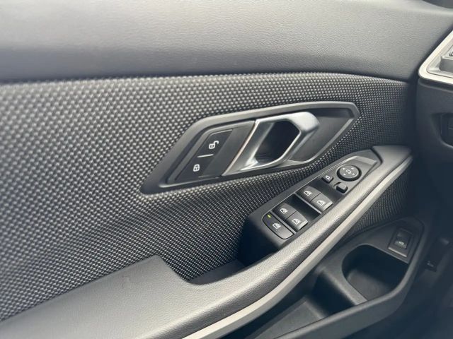 BMW 318 318i Touring