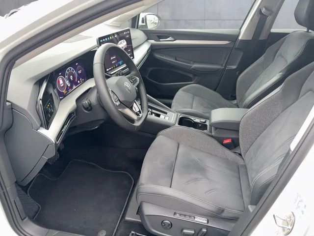 Volkswagen Golf DSG Life