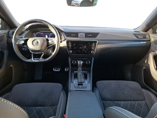 Skoda Superb 2.0 TDI Combi