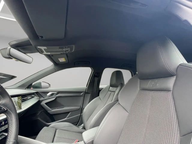 Audi A3 30 TFSI Sedan