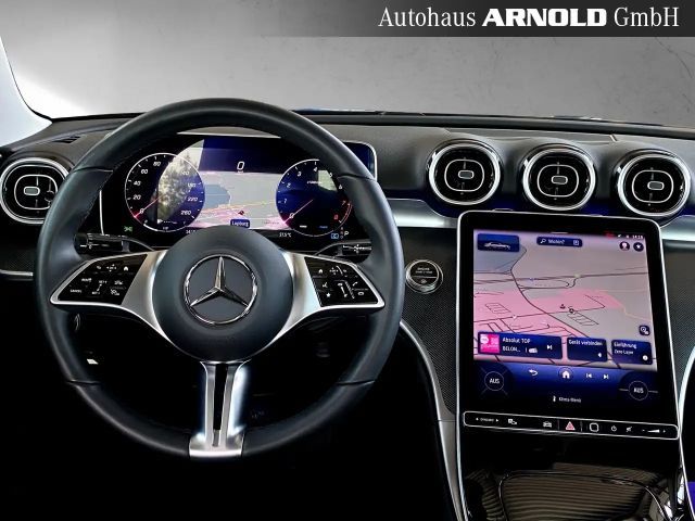 Mercedes-Benz C 200 AVANTGARDE Sedan