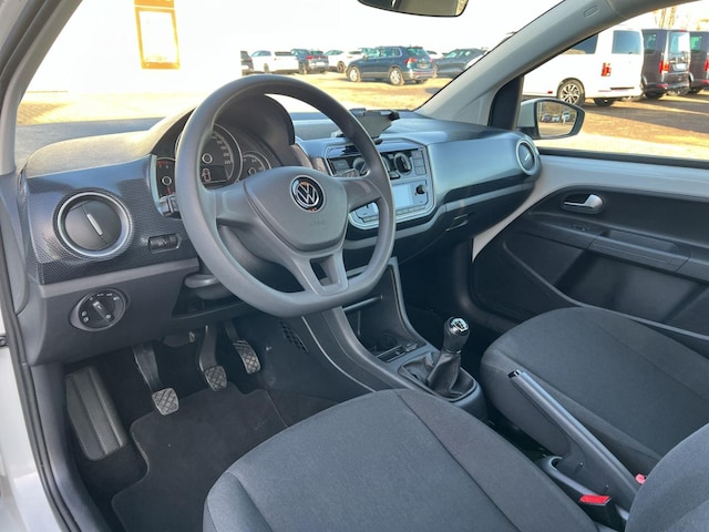 Volkswagen up! Move Move up!