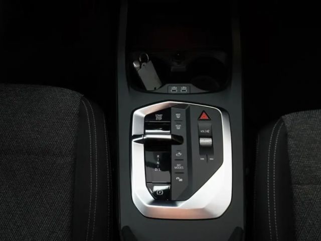 BMW 120 120i 5-deurs Sedan