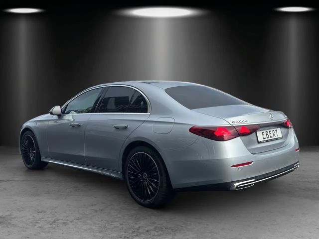 Mercedes-Benz E 400 4MATIC Sedan