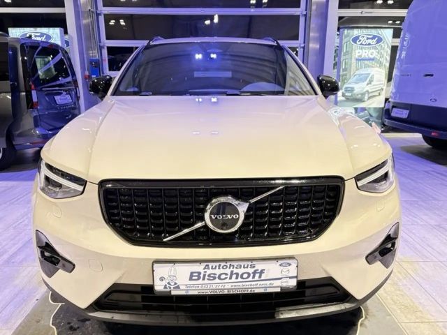 Volvo XC40 Dark Plus