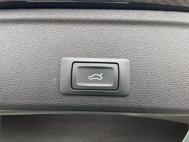 Audi A4 35 TFSI Avant S-Tronic