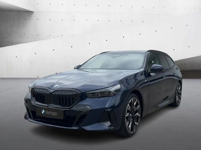 BMW 540 540d M-Sport Touring xDrive