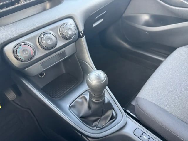 Toyota Yaris 1.0 VVT-i Hatchback