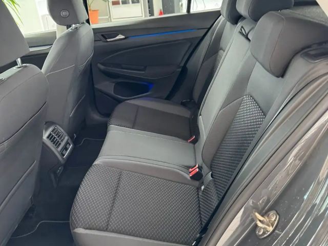Volkswagen Golf 1.5 eTSI Golf VIII