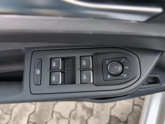 Volkswagen Golf DSG Life Variant