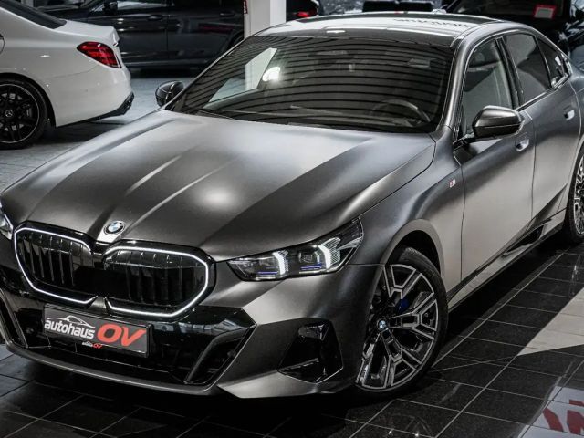 BMW 520 520d M-Sport Sedan xDrive