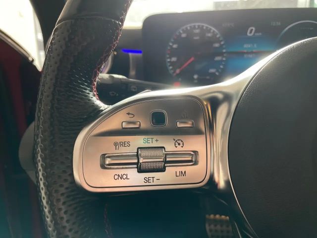 Mercedes-Benz A 180 Hatchback