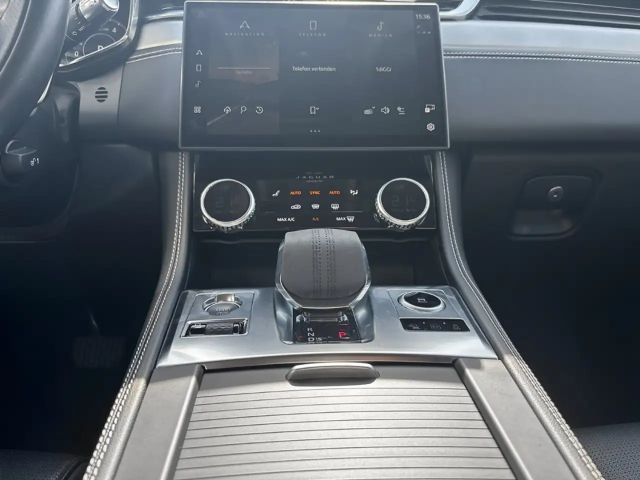 Jaguar F-Pace AWD P400e R-Dynamic S