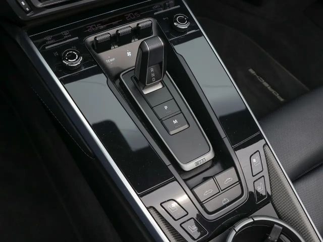 Porsche 992 Cabrio Turbo