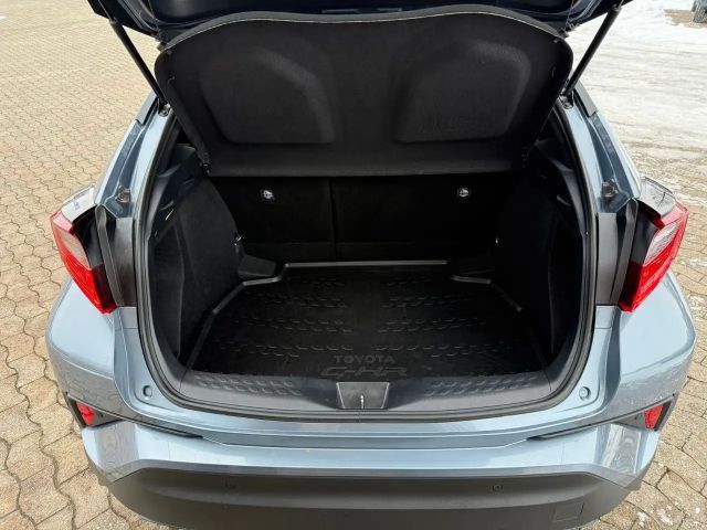 Toyota C-HR Hybride Team D