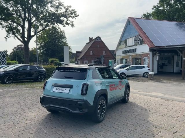 Renault 4 Comfort E-Tech Iconic