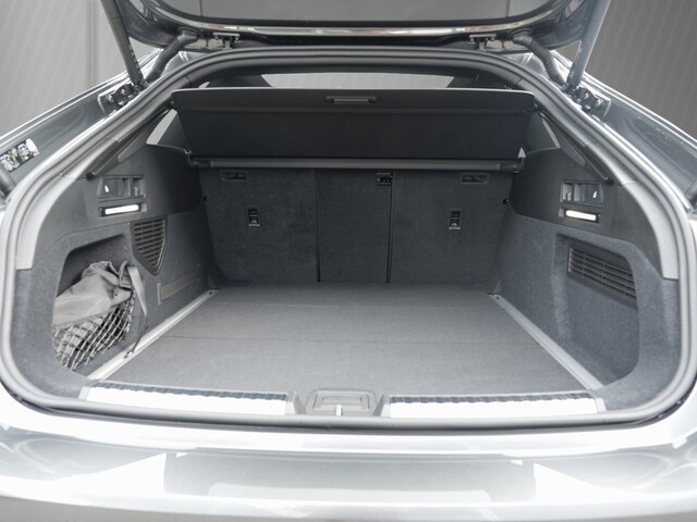 Audi A6 Avant Quattro S-Tronic