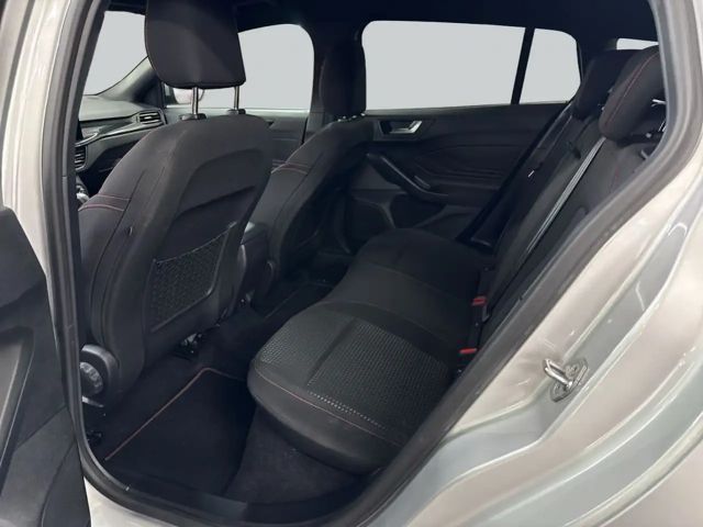 Ford Focus EcoBoost ST Line Wagon