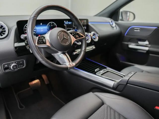 Mercedes-Benz GLA 180 GLA 180 d