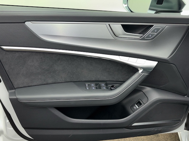 Audi S6 Avant Quattro