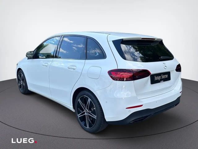 Mercedes-Benz B 200 Progressive Sedan