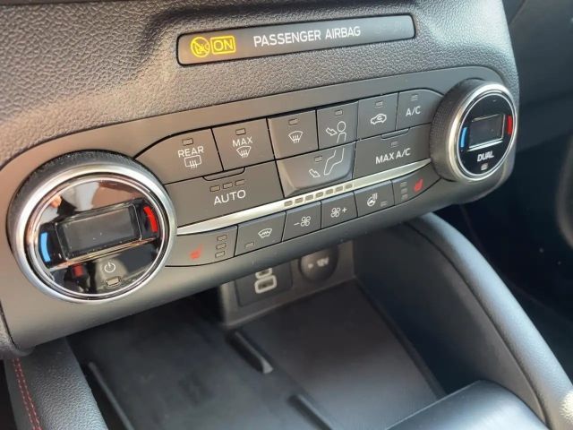 Ford Kuga Plug in Hybrid ST Line X