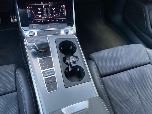 Audi S6 Avant Quattro