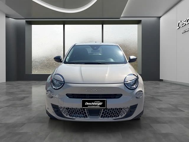 Fiat 600e Hybrid mHEV 145 6-Gang eDCT