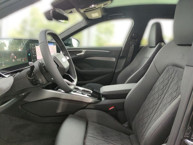 Audi A6 Avant Quattro S-Tronic