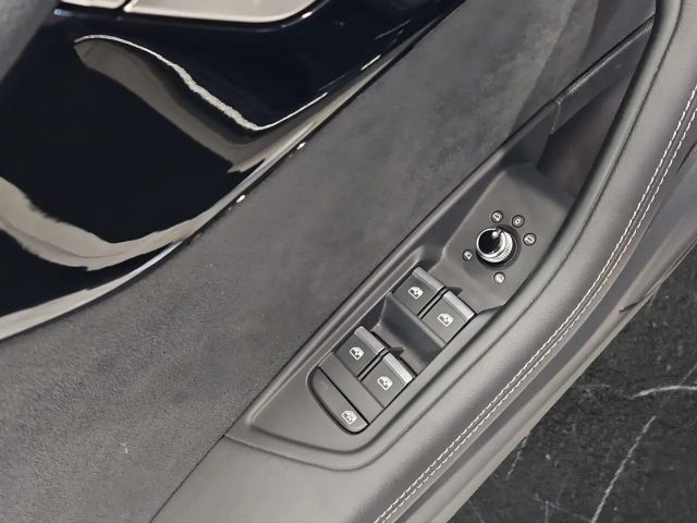 Audi RS4 Avant Quattro