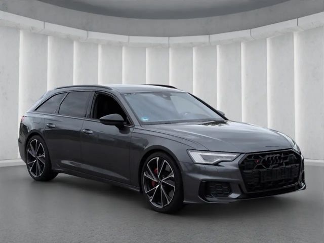 Audi S6 Avant Quattro